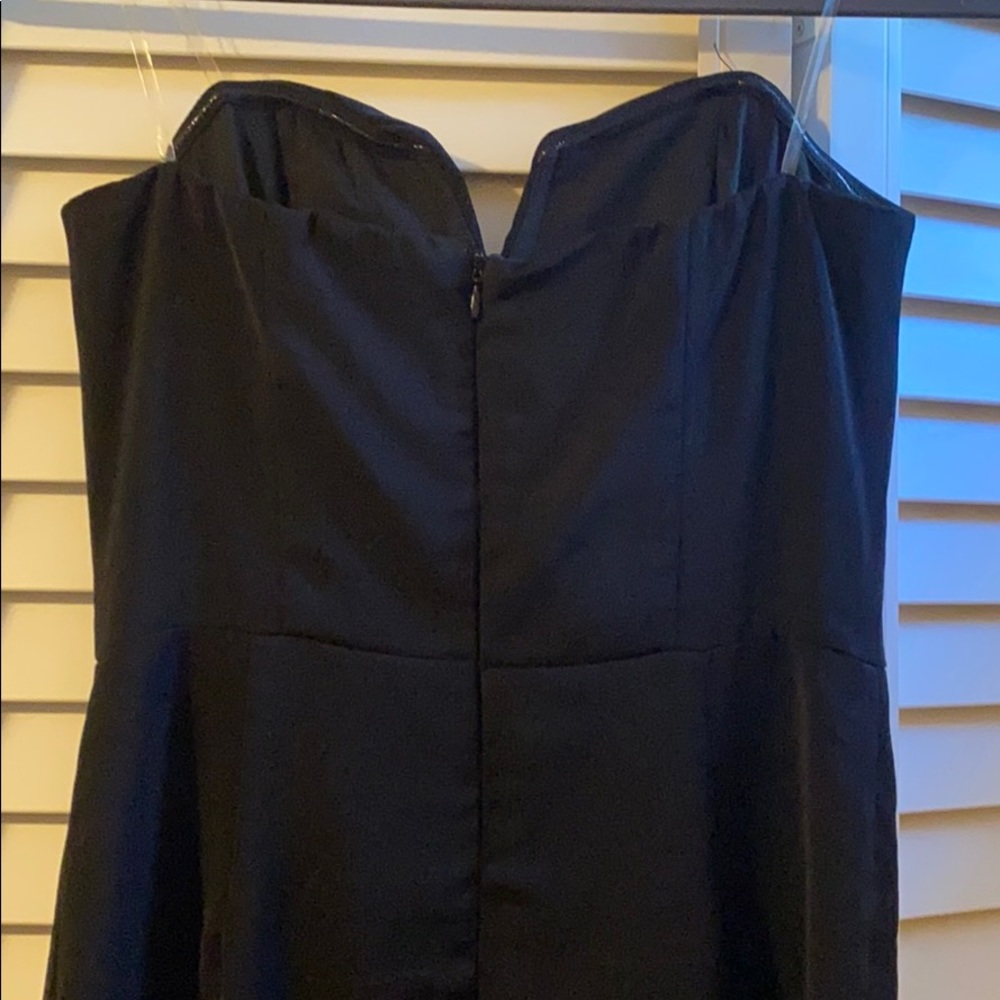 Black strapless asymmetrical dress - Picture 6 of 8